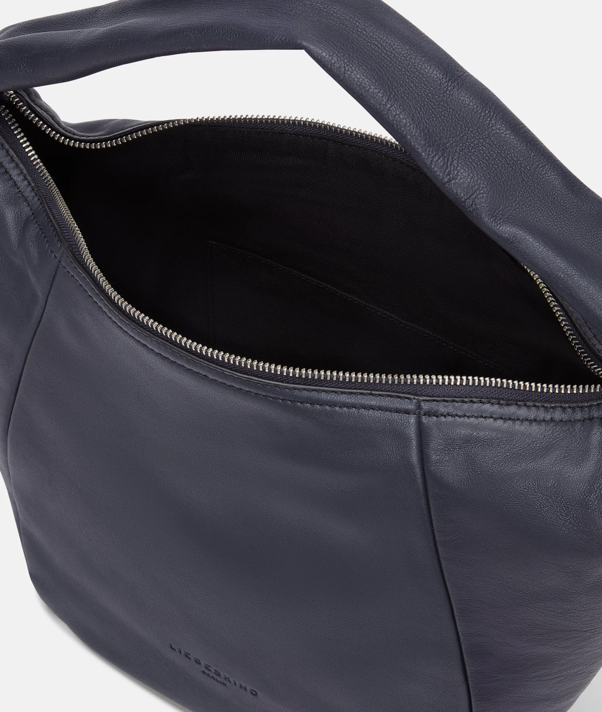 Farrah Hobo M