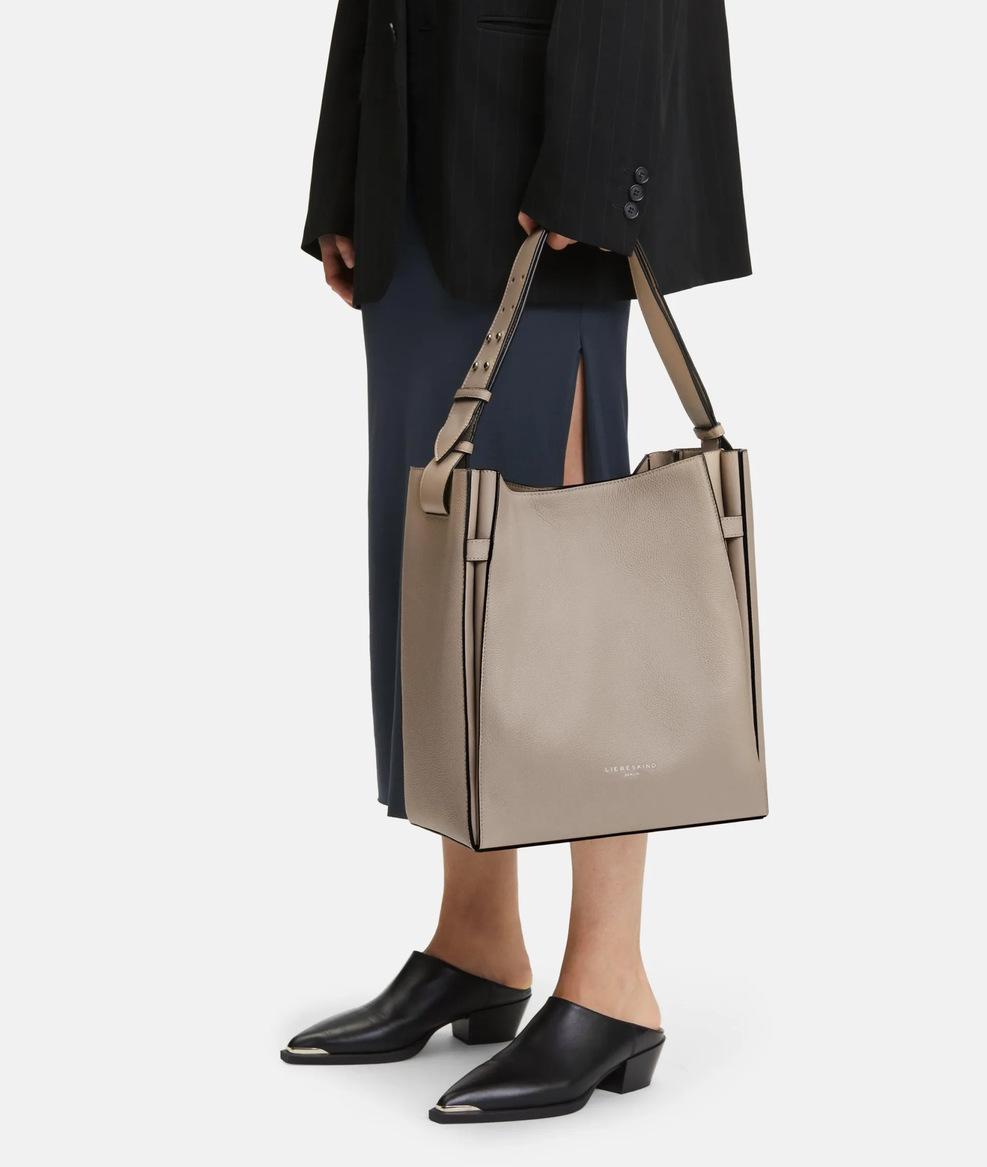 Hilla Hobo L