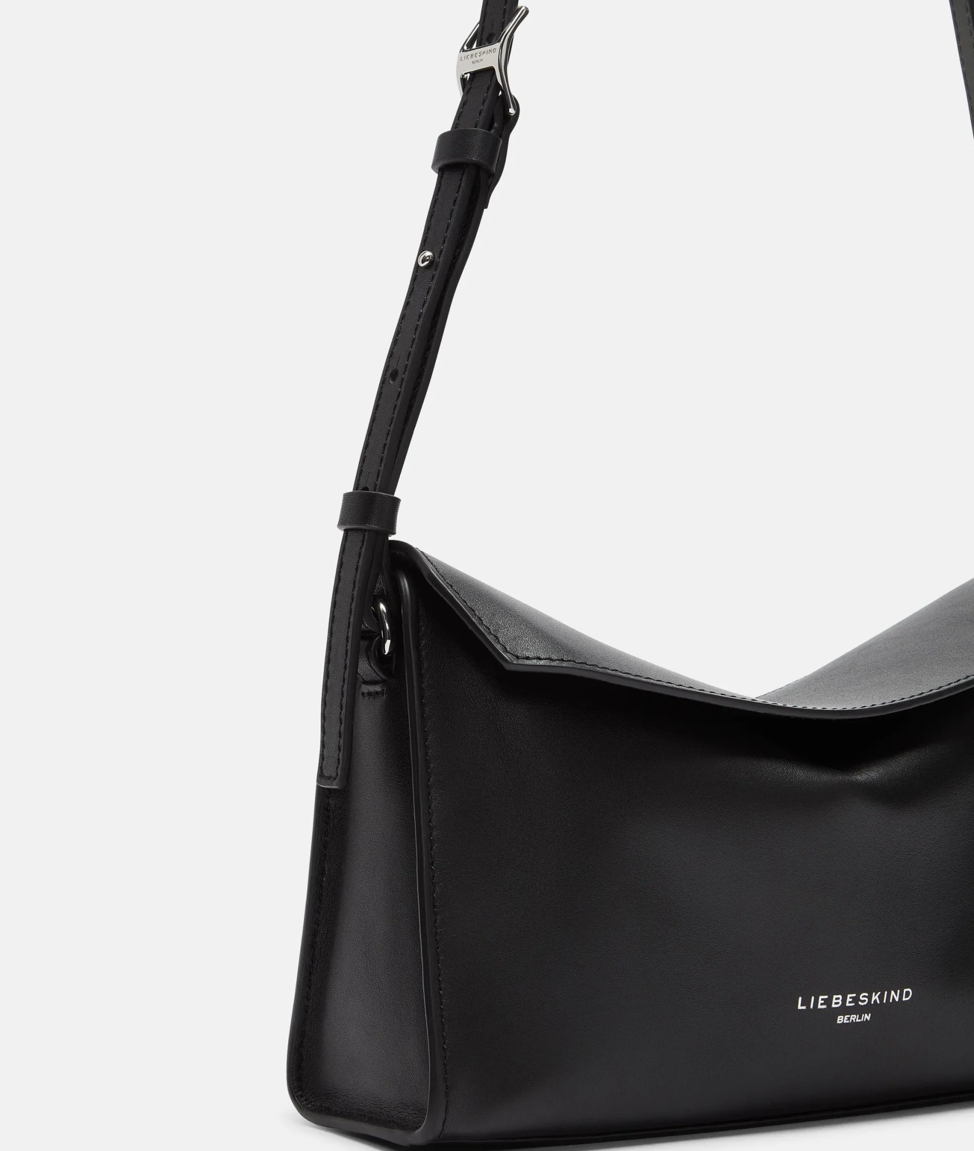 Lora Crossbody S