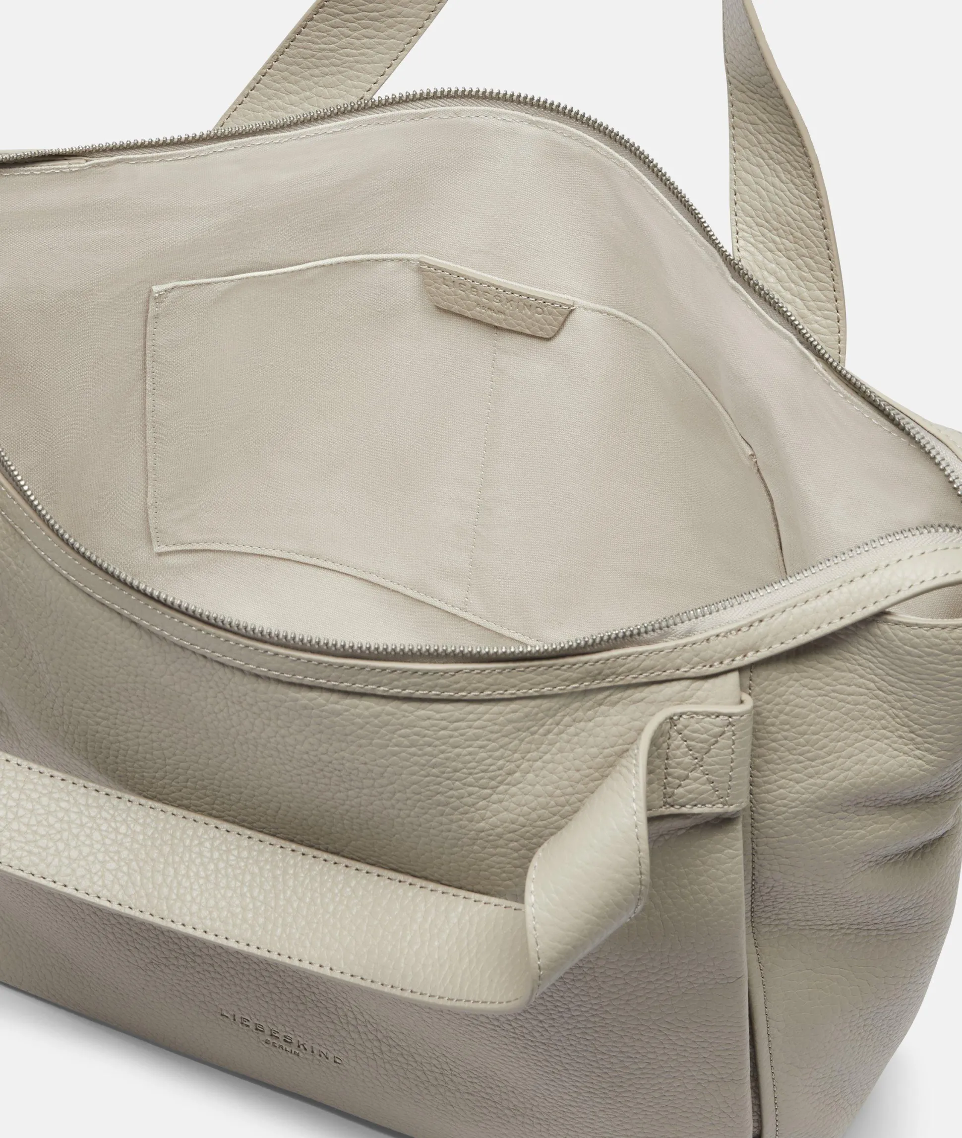 Satchel L